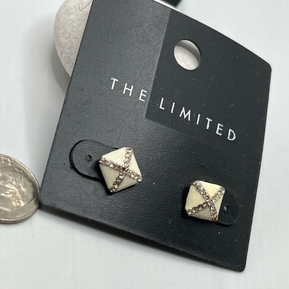 The White SIlver Post Earrings Post $16 ea or bundle 3/$25 - Picture 4 of 5